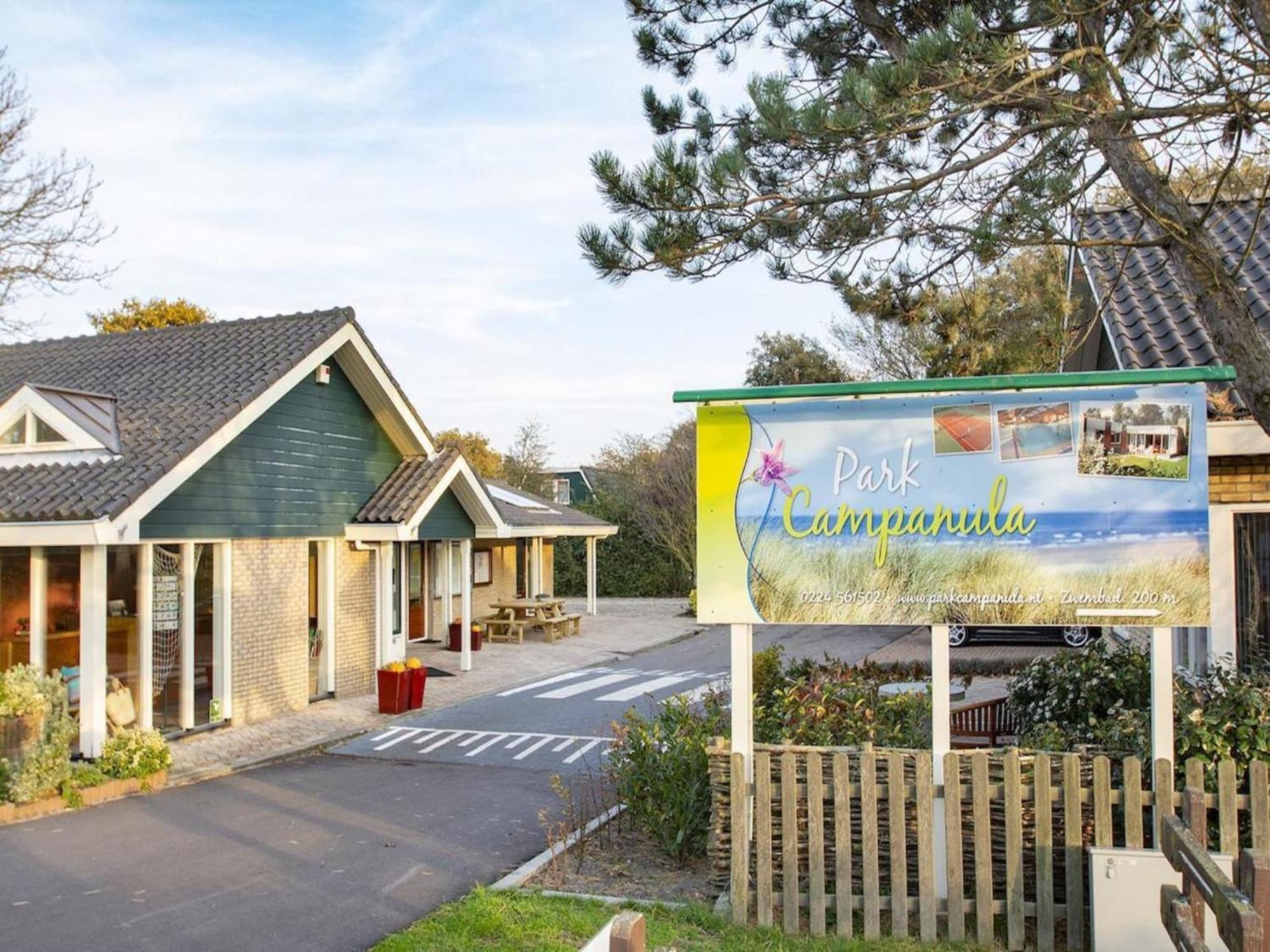 Holiday Home With Pool By The Sea Sint Maartensvlotbrug Exterior foto